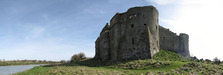 SX03255-03260 North West tower of Carew castle.jpg